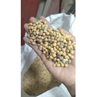 Kacang kedelai import untuk pakan ternak 1